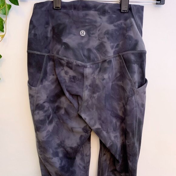Lululemon Gray Tie Dye Align High-Rise Leggings Size 4 - Picture 3 of 7